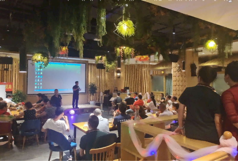 林鉅浩:林老師授課現(xiàn)場照片