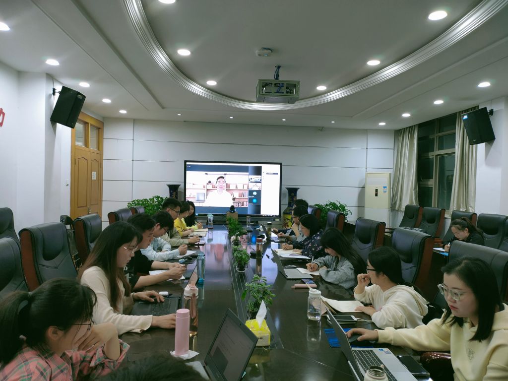 艾四林:清華大學馬克思主義學院艾四林教授為我院師生講學